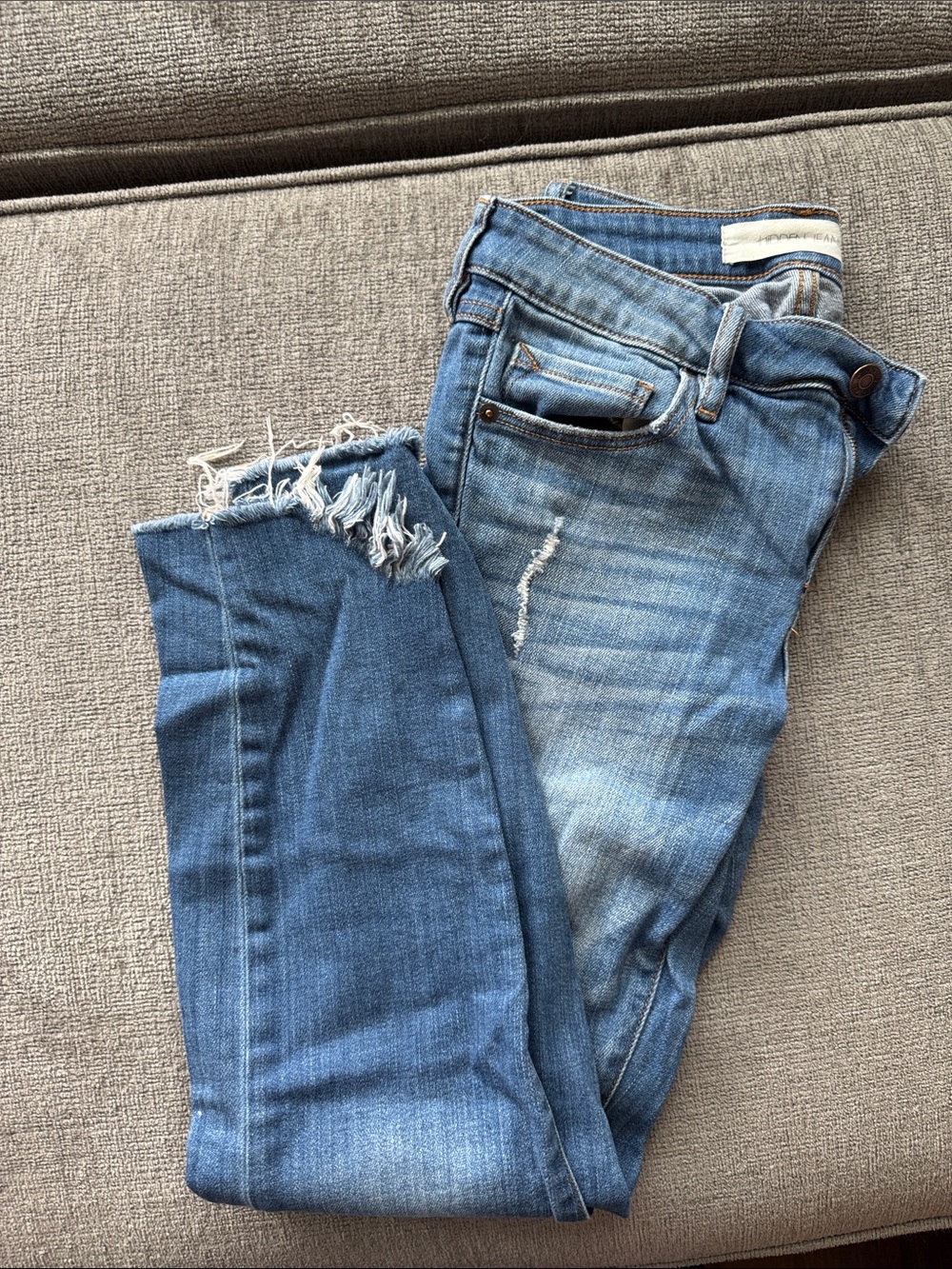 Women’s Light Blue Cropped Distressed Skinny Jeans